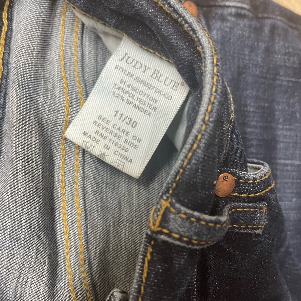 High Rise , Skinny Jean 11/30